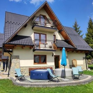 Willa Ewa Poronin (2)