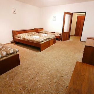 Holenský dvůr Ratiboř (2)