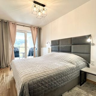 Apartament Cicha 12 - Centrum - Garaż (2)