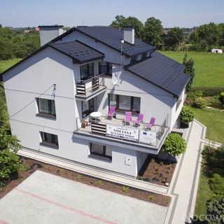 Agroturystyka Willa Platan Brzozówka (2)