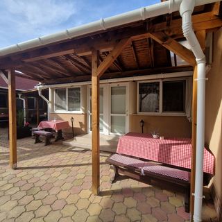 PARTY Vendégház Hajdúszoboszló (3)