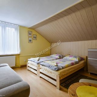 Willa Emi Karpacz (3)