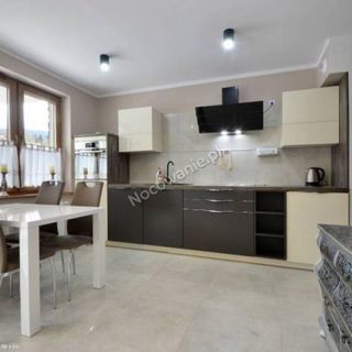 Pokoje i Apartamenty Avangarda Karpacz (3)