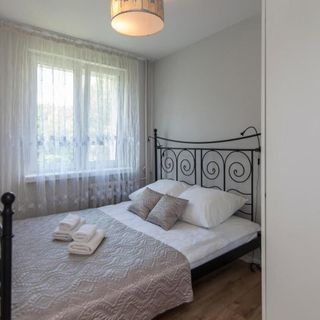 Apartament 24 (2)