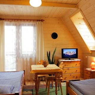 POKOJE POD GIEWONTEM Zakopane (5)