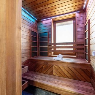 Vörös Álom Apartman Panzió Tiszakécske (3)