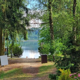 Ośrodek La La Las - domki letniskowe w lesie nad jeziorem (2)