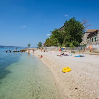 Apartment Monika Kastel Kambelovac (5)