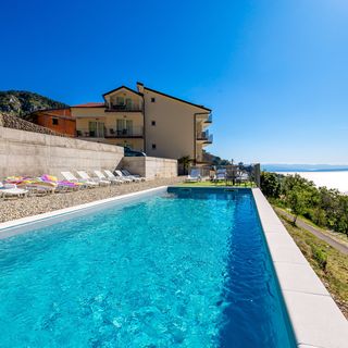 Apartments and Rooms Villa Bettina Lovran (3)