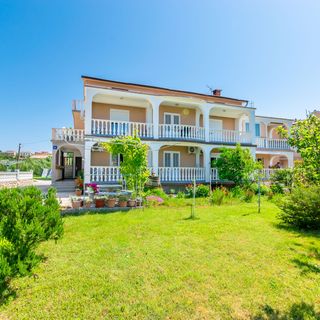 Apartments Antun M Lopar (5)