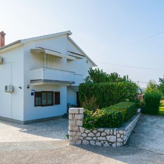 Apartments Ruza Tomislav Lopar (4)