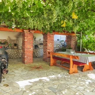 Apartments Nikolina J Supetarska Draga (4)