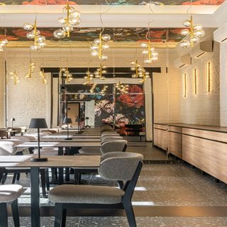 URBAN HOTEL Debrecen (2)