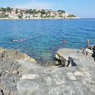 Apartments First row Zavalatica (4)