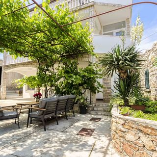 Apartments Emmeline Tisno (4)