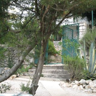 Apartments Mala kuća kraj mora Grebastica (4)