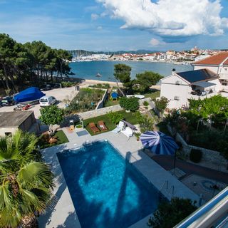 Apartment Villa Zlatna Betina (4)