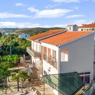 House Jakov Razanj (5)