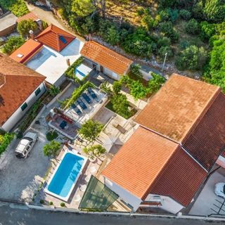 House Jakov Razanj (3)