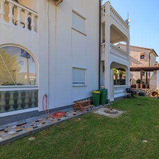 Apartments Spomenka Zvonko Lopar (5)