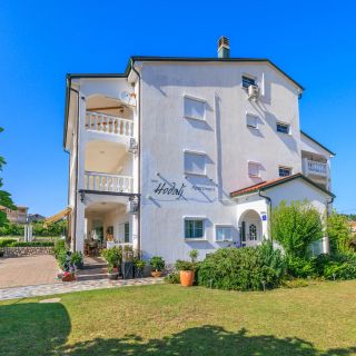Apartments Spomenka Zvonko Lopar (2)