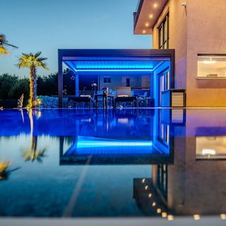 Apartments Royal Vir (4)