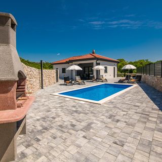 Villa Enie Garica (5)