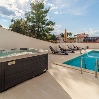 Villa Dono Sutivan (2)