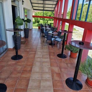 Szobák Medencével Garešnica, Bjelovarska - 22858 Garešnica (3)