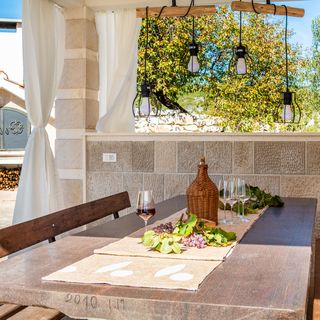 House Quattro Lovreć (4)