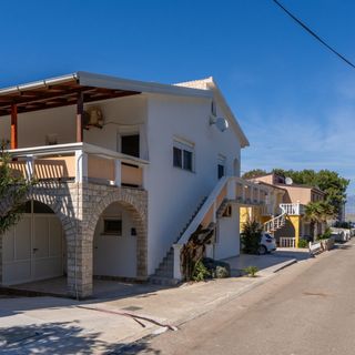 Apartments TT Vir (2)