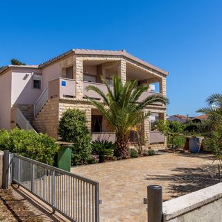 Apartments Josipovic Vir II (2)