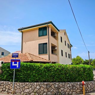 Apartments Ravlic Punat II (3)