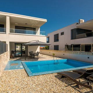 Villa Nya Malinska (2)