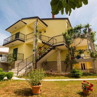 Apartmanok Parkolóhellyel Porec - 19657 Poreč (5)