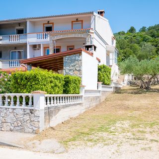 Apartmanok Parkolóhellyel Mrljane Pasman - 20056 (3)