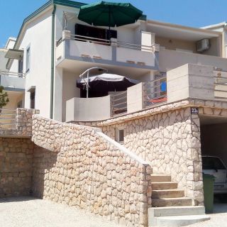 Apartments With Parking Space Pag - 20124 (2)