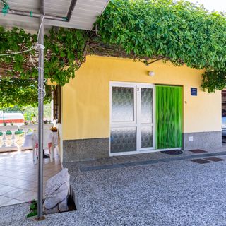 Apartmanok Parkolóhellyel Baska, Krk - 20125 Baška (2)