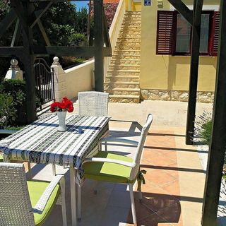 Apartmanok A Tenger Mellett Preko, Ugljan - 20385 Preko (5)