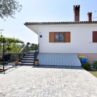 Apartmanok Parkolóhellyel Basanija, Umag - 20522 Bašanija (5)