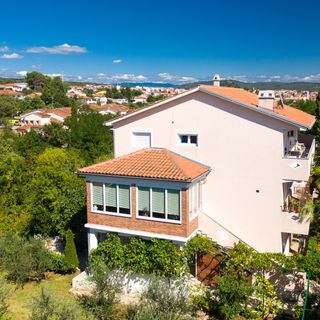 Apartmanok Parkolóhellyel Krk - 20615 (3)