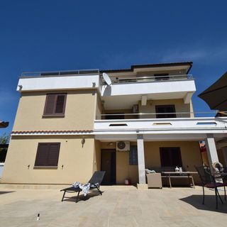 Apartmanok Családok Részére Medencével Omisalj, Krk - 20617 Omišalj (3)