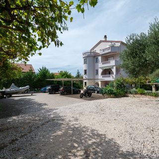 Apartmanok Gyermekes Családok Részére Lopar, Rab - 20830 Lopar (5)