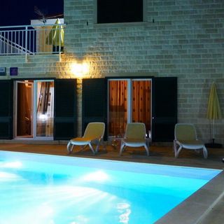 Ház Családok Részére Medencével Skrip, Brac - 20897 Škrip (3)