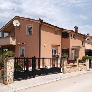 Apartmanok Parkolóhellyel Vinkuran, Pula - 21016 Vinkuran (2)