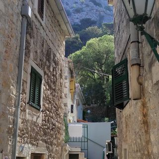 Apartments With Parking Space Omiš - 21053 (3)