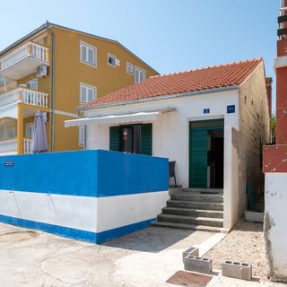 Nyaralóház A Tenger Mellett Preko, Ugljan - 21106 Preko (4)