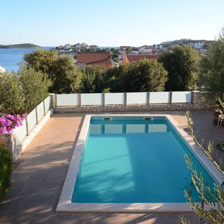 Apartmanok Családok Részére Medencével Sevid, Trogir - 21163 Sevid (4)