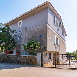 Apartmanok és Szobák Parkolóhellyel Skrbčići, Krk - 21231 Skrbčići (4)