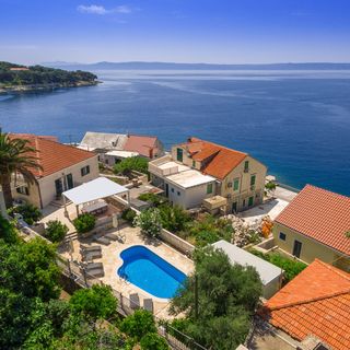Ház Családok Részére Medencével A Tenger Mellett Sumartin, Brac - 21283 Sumartin (4)